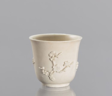 Bowl, plum trees, porcelain blanc de Chine, Chinese art, Chinese culture, decorative vessel with