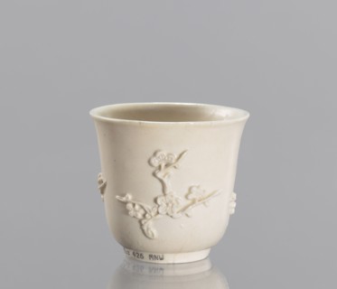 Bowl, decorated with plum trees, porcelain blanc de Chine, Chinese, plastic decoration, 19th