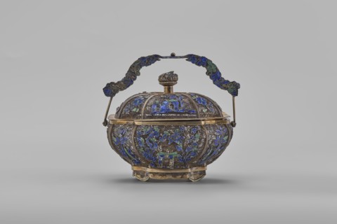 Basket with a lid; maker, Chinese; 19th century, Canton, China; container; decorated with flowers