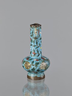 Vase, cloisonné enamel with gilding; Chinese, Qing dynasty 1644–1911, 19th century. Plant