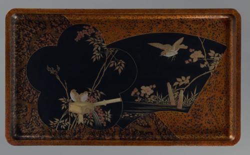 Tray, Meiji 1868–1912, lacquer. With a high vertical rim. Primed wood, black lacquer; decoration