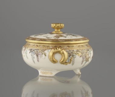 Small box with a lid, Kinkôzan, Sôbei VII 1867–1927 author, Kinkôzan workshop, Japanese, Meiji late