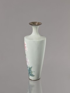 Vase, cloisonné enamel; symmetrical decoration of blooming poppies on a grey-blue background;