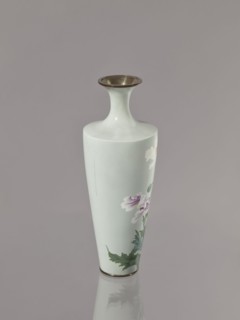 Vase, poppies and flowers iconography; Japanese; Meiji–Taisho period, ca. 1910–1920; cloisonné