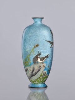 Vase, Tomiki, Shôbei fl. ca. 19th/20th century craftsman, chidori plovers, reeds, waves; cloisonné