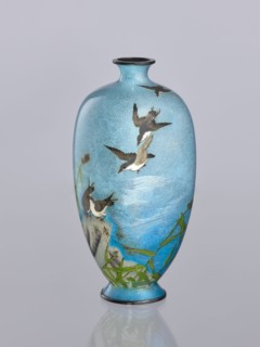 Vase, Tomiki, Shôbei fl. ca. 19th/20th century craftsman, chidori plovers, cloisonné enamel,