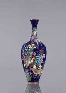 Vase, cloisonné enamel, wisteria, hens, flowers, roosters iconography, Japanese art, Meiji