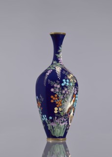 Vase, cloisonné enamel, wisteria, hens, flowers, roosters iconography, Japanese art, vases,