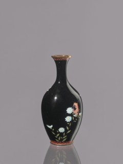 Vase, chrysanthemums, Japanese art, Japanese culture, flowers iconography, Meiji 1868–1912,