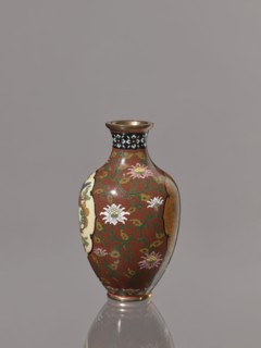 Vase, phoenixes iconography, Japanese art, lotuses, dragons iconography, Japanese culture, Meiji