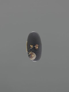 Sword hilt cap kashira by Kita, Takenori, / personal slogans / metalwork; Mito,  school; moon