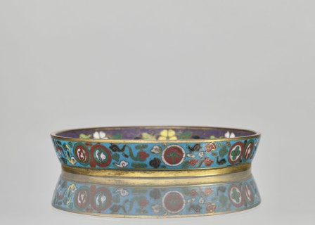 Plate. Cloisonné enamel decorative vessel, Plate with a brim. Turquoise-ground decoration with