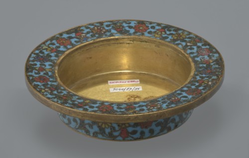 Tin with a lid, Chinese art, Chinese culture, Qing 1644–1911, Qianlong period, cloisonné enamel;