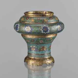Vessel, gift, Meiji period 1868–1912, Japan; champlevé enamel; plant motifs, butterflies, flowers,