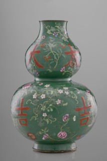 Vase, calabash form, 18th century, Qing dynasty, China. Porcelain/ceramic vessel, height 34.3 cm,