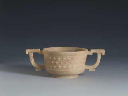 Gui-type bowl, Chinese, Qing dynasty 1644–1911, 2nd half 18th century. Porcelain vessel referencing