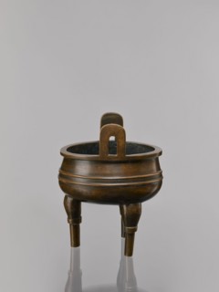 Ding-type incense burner on a stand;, 19th century, China, Qing dynasty 1644–1911. Bronze