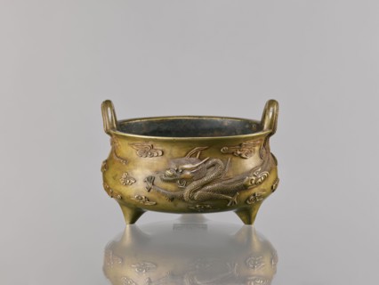 Li-type incense burner censer, Chinese, 18th century copy after a 15th-century original, Qing