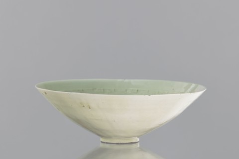 Rice bowl, Yuan dynasty 1271–1368, late 13th century, China; stoneware ceramic vessel decorated