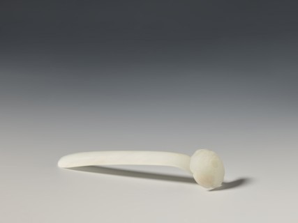 Hairpin, creator, Chinese; Qing dynasty 1644–1911, 18th–19th century; milky white jade, fully