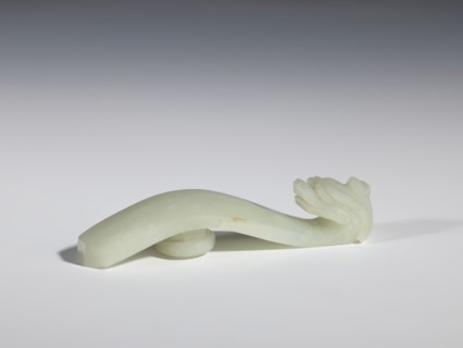 Belt clasp, stones; Chinese; dragons iconography; Qing style, Qing dynasty 1644–1911; milky-white