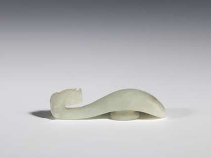Belt clasp, Chinese, dragons iconography, Qing 1644–1911, milky-white jade with brown veins and
