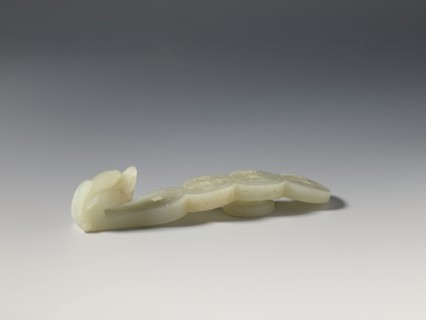 Belt clasp, Chinese, coins, dragons iconography, Qing 1644–1911. Shaft: four connected Chinese