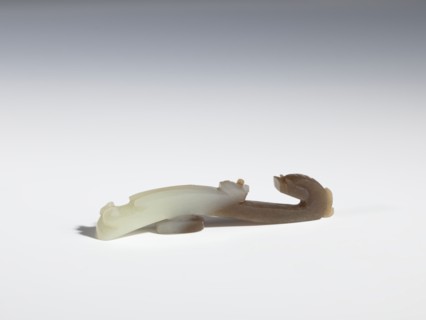 Belt clasp, Chinese, Qing 1644–1911, 17th–18th century. Gray-beige jadeite with chalcedony