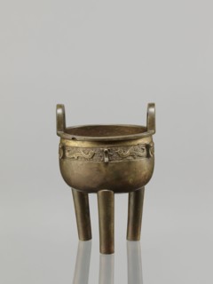 Ding incense burner, leiwen ornament, Chinese art, Ding vessel, Chinese culture, ceremonial/ritual