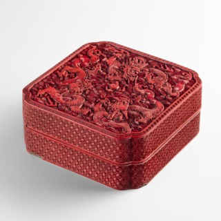 Box with a lid;, Chinese art; Qing dynasty 1644–1911, 18th century. Exterior covered with red