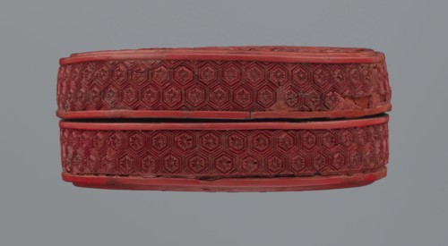Box with lid, Chinese; Qing dynasty 1644–1911; two-tone lacquer red and black lacquer inside; 19th