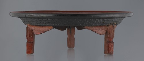 Ritual vessel, Burmese, 19th/20th century. Tray with a fluted surface showing a visible bamboo