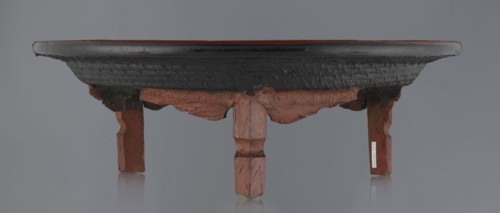Ritual vessel, Burmese, 19th/20th century. Tray with a fluted surface showing a visible bamboo