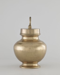 Teapot, gift, 19th/20th century, Burma Myanmar, Southeast Asian art, vessel/container, height 22.0