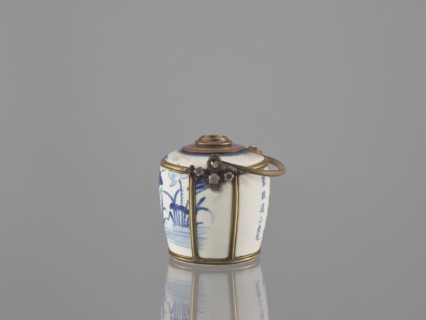 Water pipe, Porcelain belly mounted in a metal frame with floral ornament. Porcelain painted