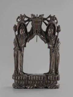 Stand, Chinese, Chinese art, figurative motifs, women, Qing 1644–1911, stand for hanging a gong,