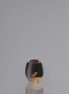 Dried tea container chaire, ; ceramics; chaire vessel; small, barrel-shaped vessel; wheel-thrown