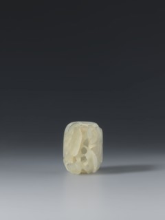 Ornament, early 17th century, China; jade; Ming 1368–1644 style. Height 3.65 cm, width 3.2 cm,