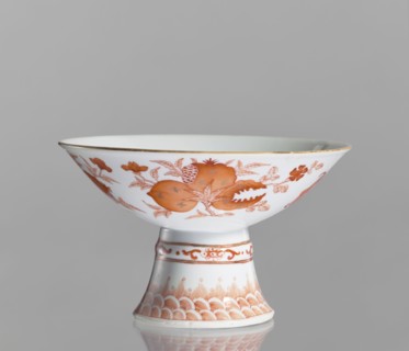 Platter, Chinese, 19th century. Porcelain platter on a tall, widening foot with white glaze, height