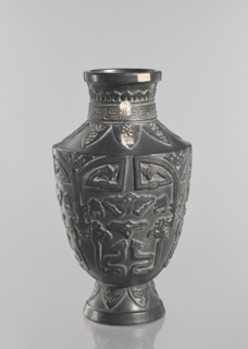 Vase, Japanese, Meiji–Taisho periods late 19th–early 20th century; 1st half of the 20th century.