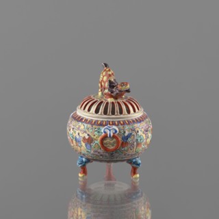 Incense burner with lid, Kutani maker/manufacturer, figurative scenes, Japanese art, Japanese