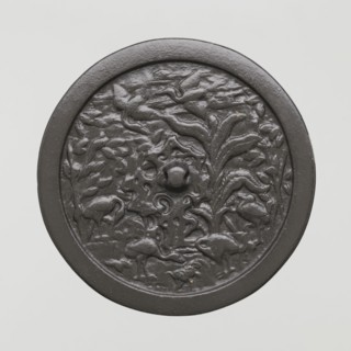 Mirror, Chinese, Qing dynasty 1644–1911, 19th century. Bronze mirror with birds and cranes and