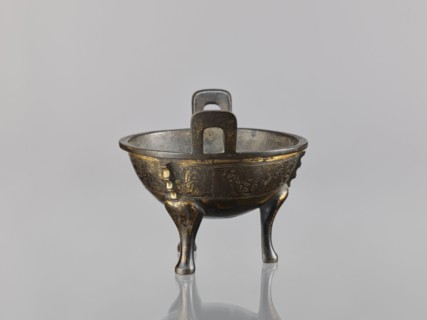 Ding incense burner, Chinese, Qing dynasty 1644–1911, 19th century, bronze vessel censer used for