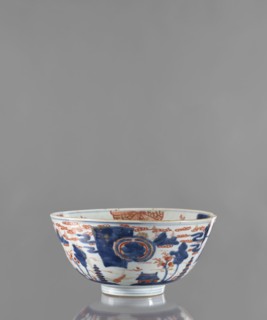 Bowl, Japanese, Edo 1603–1868, ceramics, colored porcelain. Decoration: on the outside a stylized