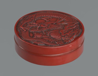Box with a lid., Japanese, Meiji period 2nd half of the 19th century. Wooden core covered with