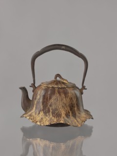 Teapot tetsubin with lid, decorated with lotuses and butterflies; Japanese, Meiji period 1868–1912,