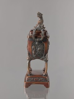 Incense burner koro with cover, gift; Japanese, Meiji 1868–1912; 2nd half of the 19th century.
