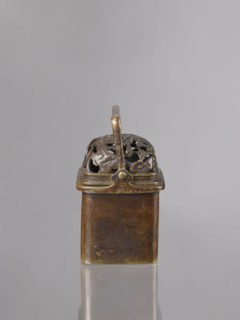 Hand warmer teaburi with lid, Japanese; Meiji period 1868–1912, 19th–20th century; bronze;