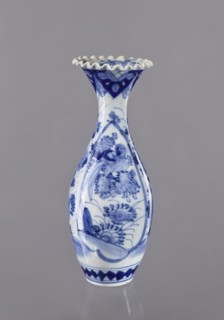 Vase, ceramics; blue and white porcelain vase with plant ornament; Japanese, 19th/20th century;