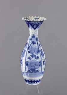 Vase, ceramics, blue and white porcelain, Japanese, 19th/20th century, plant ornaments, vessel,